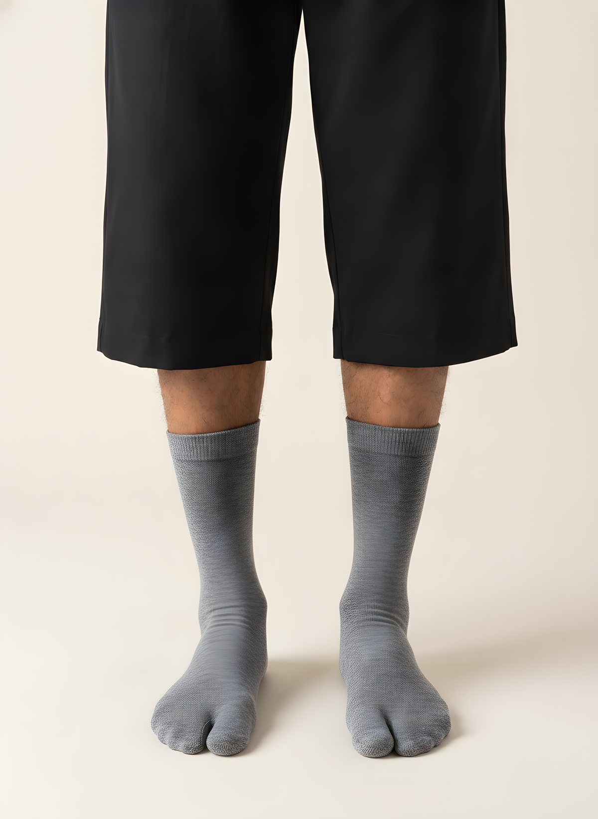 Cotton Split-Toe Tabi Socks in Gray, on model